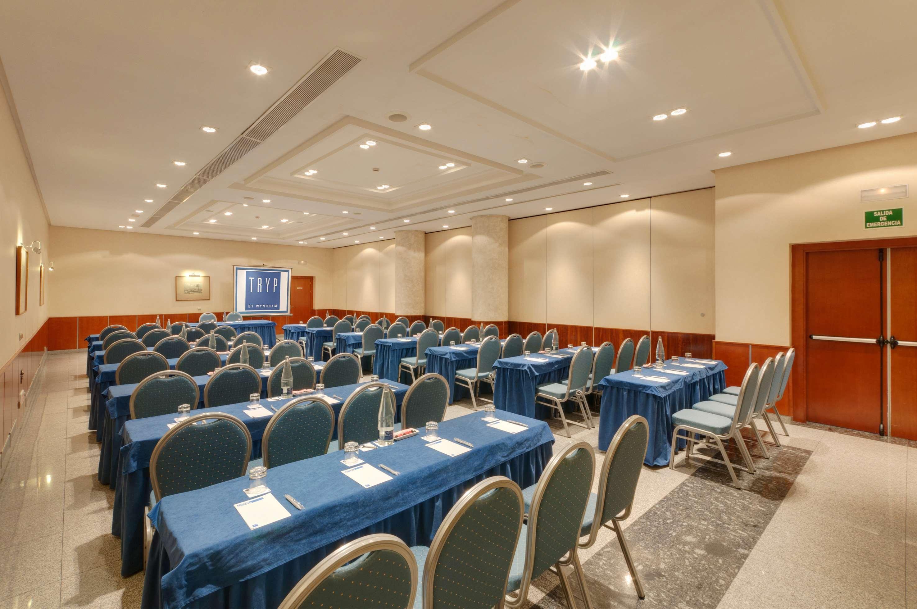 Hotel Zentral Leon Business photo